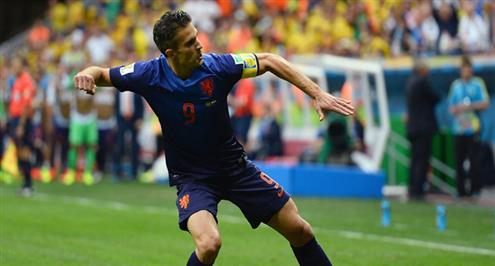 فان بيرسي: أصبحنا مثل الليمون الذي تم عصره.. وأحتاج راحة ثلاثة أسابيع 